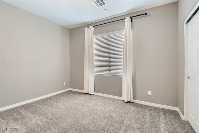 property at 12397 Harbor Isle Ave