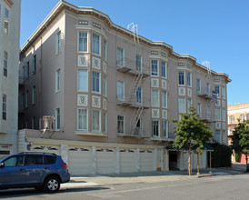 Marina Bay Studio Apartments in San Francisco, CA - Building Photo - Building Photo