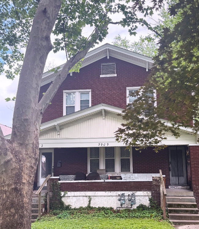 3909 Southern Pkwy in Louisville, KY - Building Photo - Building Photo