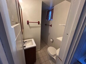 1891 S Pennsylvania St, Unit Basement S Penn in Denver, CO - Foto de edificio - Building Photo