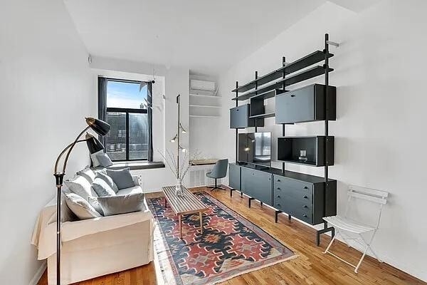 310 E 23rd St in New York, NY - Building Photo - Building Photo