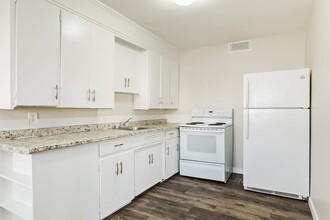 Brittany Apartments in Edmonton, AB - Building Photo - Building Photo