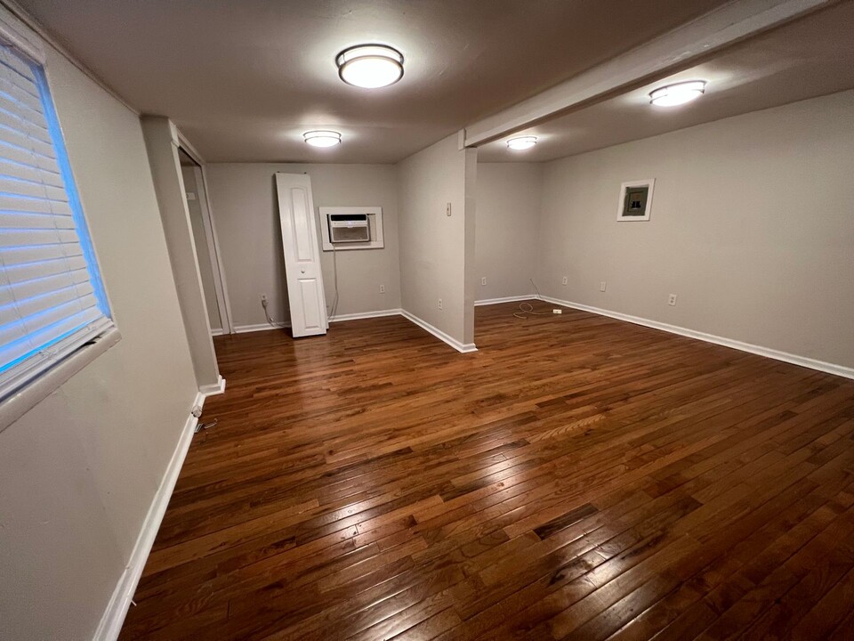 2027 E 36th St in Savannah, GA - Building Photo