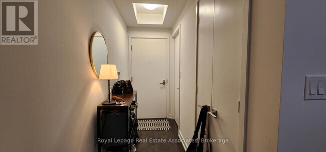 30 Ordnance St in Toronto, ON - Building Photo - Building Photo