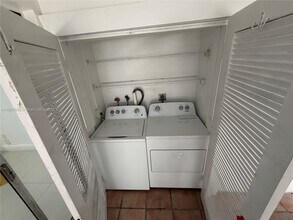 400 Minorca Ave in Coral Gables, FL - Building Photo - Building Photo