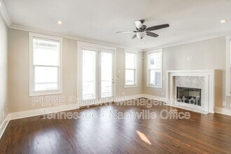 906 Southside Pl in Nashville, TN - Building Photo - Building Photo