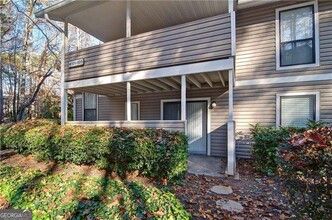 101 Wynnes Ridge Cir SE in Marietta, GA - Building Photo - Building Photo