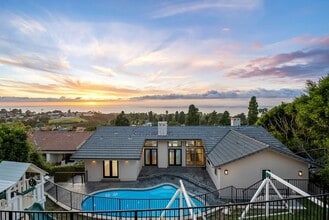 1245 Vía Landeta in Palos Verdes Estates, CA - Building Photo - Building Photo