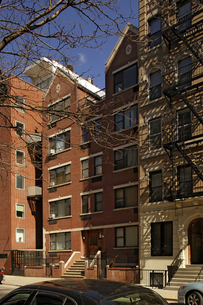 67-69 E 3rd St in New York, NY - Foto de edificio - Building Photo