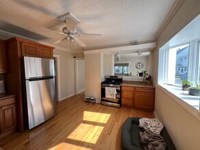 50 Brookline Ave, Unit 1 in Holyoke, MA - Foto de edificio - Building Photo