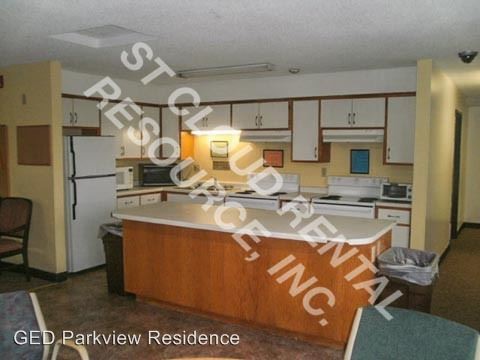 1536 Northway Dr in St. Cloud, MN - Building Photo - Building Photo