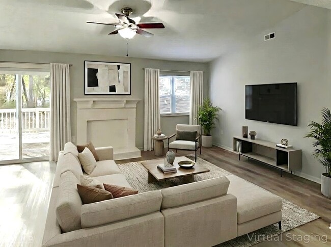 13808 Dannemara Dr in Pineville, NC - Foto de edificio - Building Photo