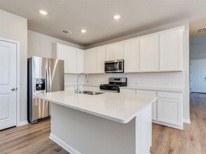 708 Lone Peak Wy in Dripping Springs, TX - Building Photo - Building Photo