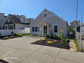 368 W Fulton St in Long Beach, NY - Building Photo - Building Photo