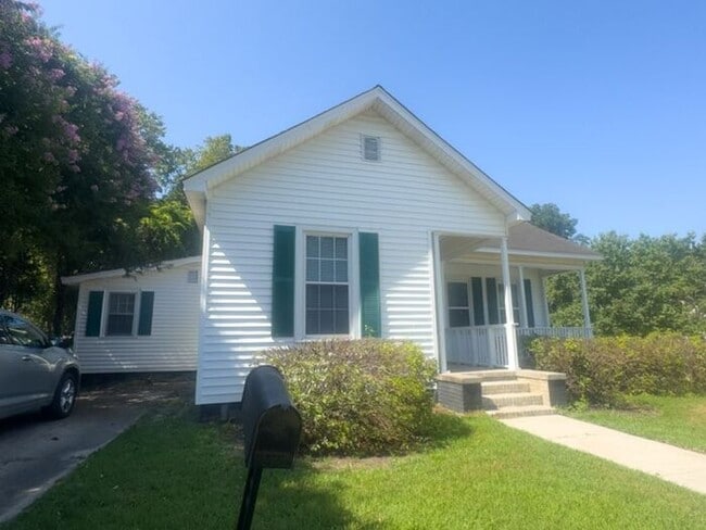 1112 Olympia Ave in Columbia, SC - Building Photo - Building Photo