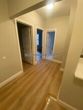 111 Norway St, Unit 204 in Boston, MA - Building Photo - Building Photo