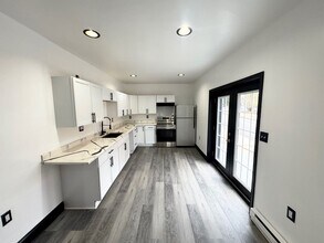 509 E Strawberry St in Lancaster, PA - Building Photo - Building Photo