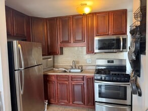 5300 S Shore Dr, Unit 38 in Chicago, IL - Foto de edificio - Building Photo