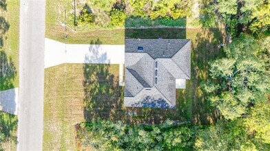 125 Fisher Way in Ocklawaha, FL - Building Photo - Building Photo