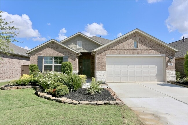 property at 2123 Santa Ana Wy