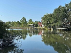 2633 Bayshore Pkwy in Milton, FL - Building Photo - Building Photo