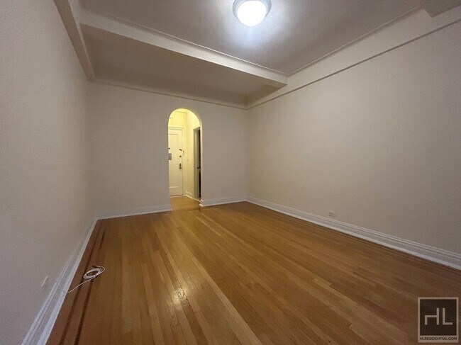 SECOND AVENUE in New York, NY - Building Photo - Building Photo