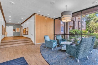 470 N Civic Dr in Walnut Creek, CA - Building Photo - Building Photo