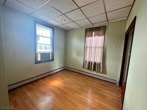 75 Bloomfield Ave in Montville, NJ - Building Photo - Building Photo