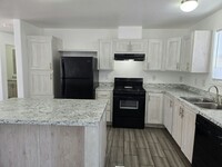 3642 Boulder Hwy in Las Vegas, NV - Building Photo - Building Photo