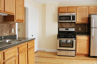 147 N Union St in Burlington, VT - Building Photo