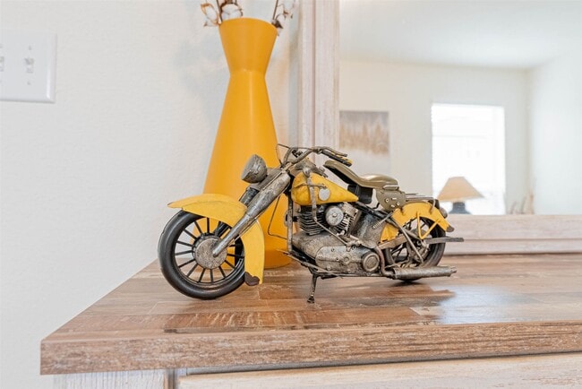 property at 2114 Damasi Ln