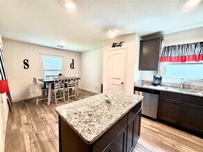 13604 Mineral Rd in Ponder, TX - Building Photo - Building Photo