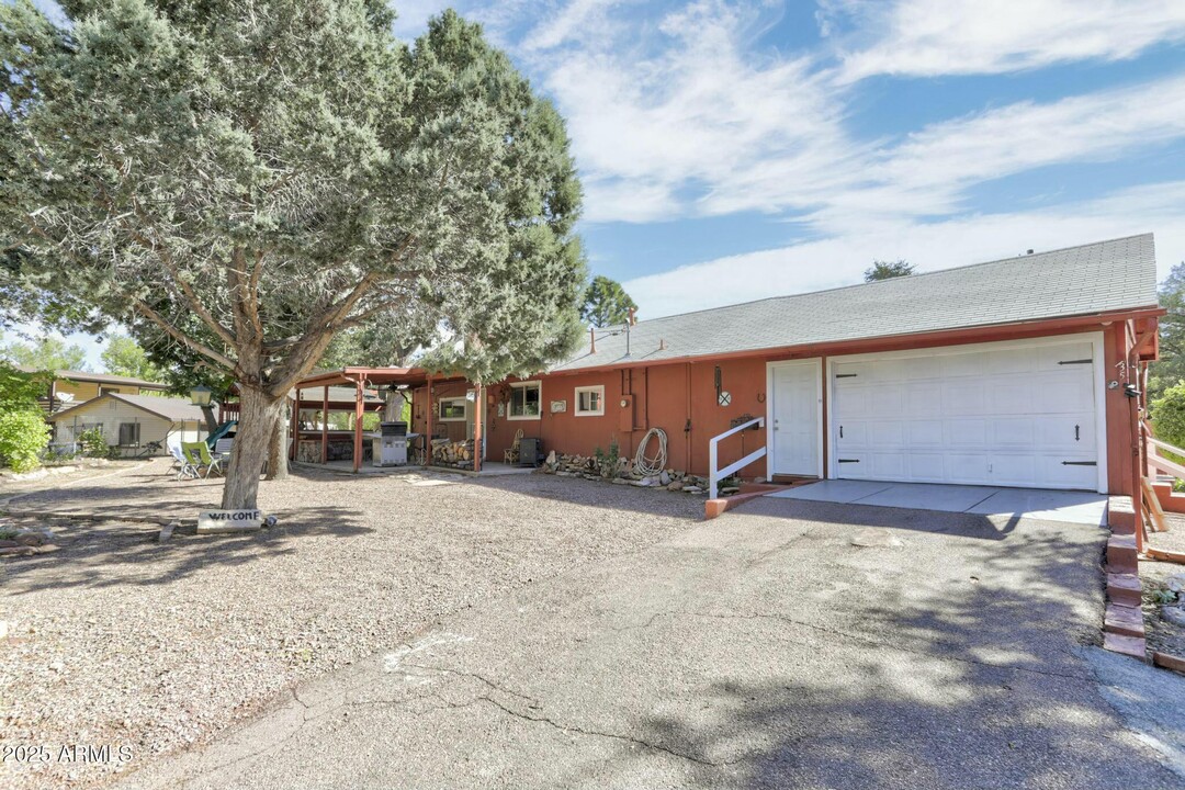 135 Station Cir in Payson, AZ - Foto de edificio