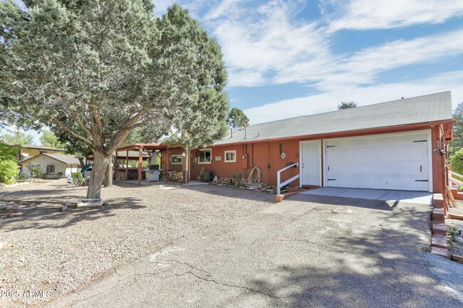 property at 135 Station Cir