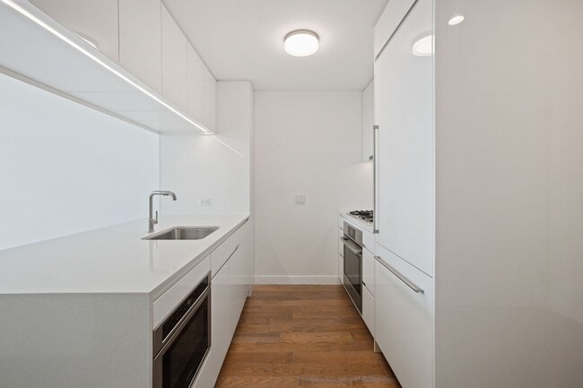 99 Hudson St in Jersey City, NJ - Building Photo - Building Photo