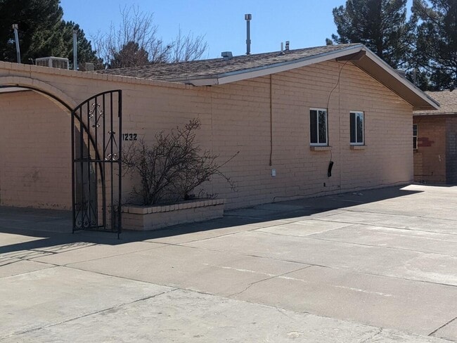 property at 11232 Wharf Cove Dr