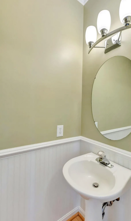 1310 River Chase Ln in Charlottesville, VA - Building Photo