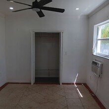 320 NW 33rd St in Miami, FL - Building Photo - Building Photo