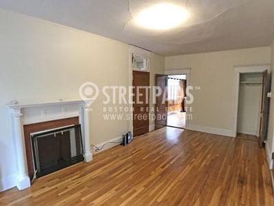 134 Englewood Ave in Boston, MA - Building Photo - Building Photo