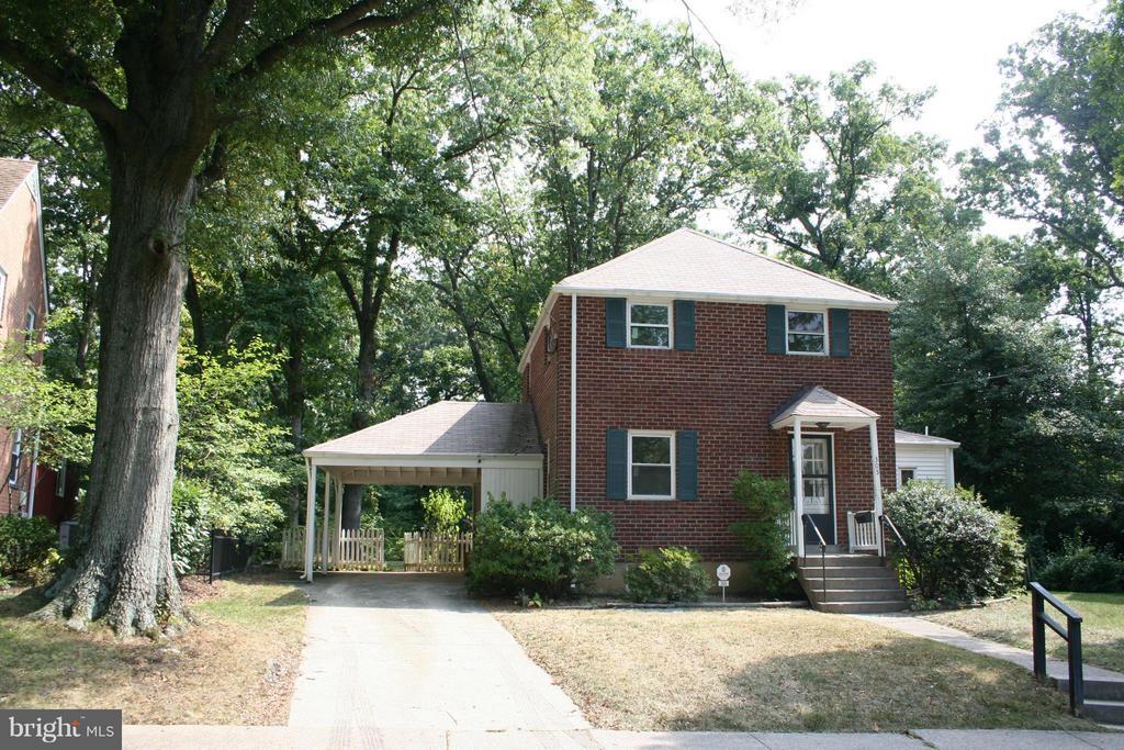 305 N Emerson St in Arlington, VA - Building Photo