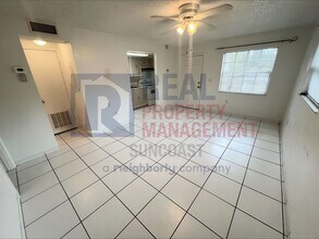 2421 8th St in Sarasota, FL - Building Photo - Building Photo