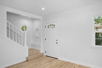 1101 Norton Ave in Glendale, CA - Building Photo - Building Photo