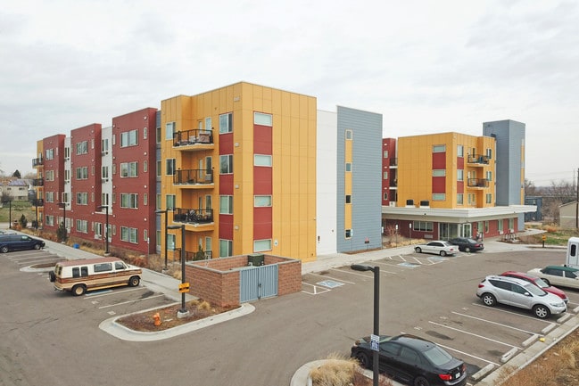 Ruby Hill Residences in Denver, CO - Foto de edificio - Building Photo