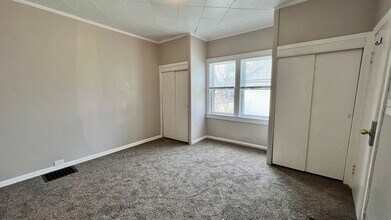 553 Fremont Ave NW in Grand Rapids, MI - Building Photo - Building Photo