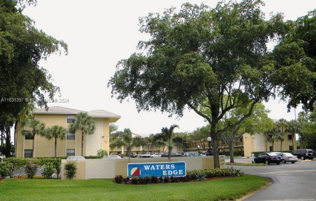 11453 NW 39th Ct, Unit 111 in Coral Springs, FL - Foto de edificio