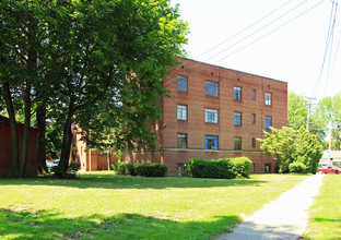 Yellowstone Place in Cleveland Heights, OH - Building Photo - Building Photo