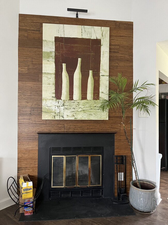 property at 2403 Arlington Blvd
