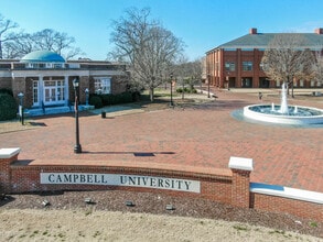 University Park at Campbell University in Lillington, NC - Foto de edificio - Building Photo