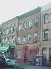 262 Irving Ave in Brooklyn, NY - Building Photo - Building Photo