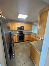 2100 N Peninsula Ave in New Smyrna Beach, FL - Building Photo - Building Photo
